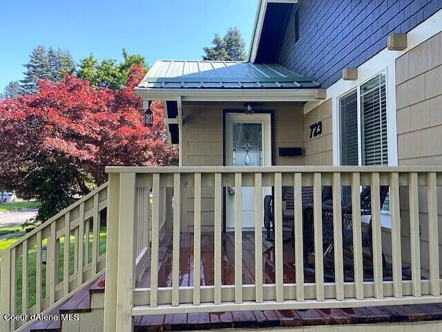 Building Photo - 723 N Government Way