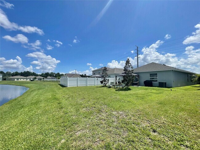 Building Photo - 251 Villavista Ct