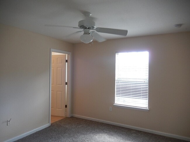 Building Photo - 4434 Gearhart Rd
