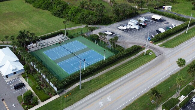 Building Photo - 9500 S Ocean Dr