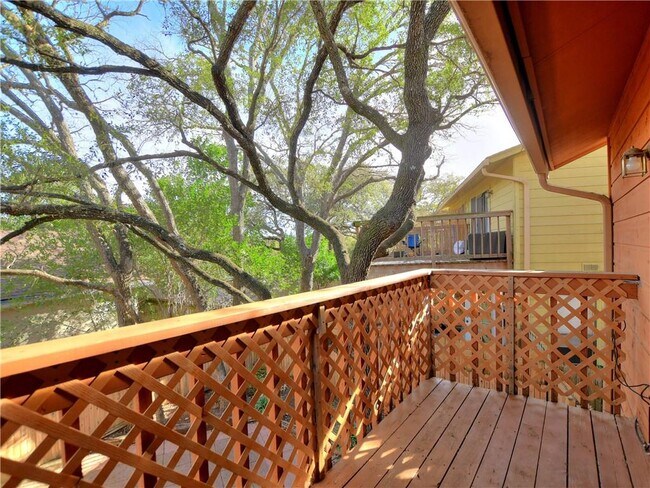 Building Photo - 1301 Spyglass Dr