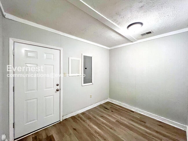 Building Photo - 8405 Greenbrook Pkwy