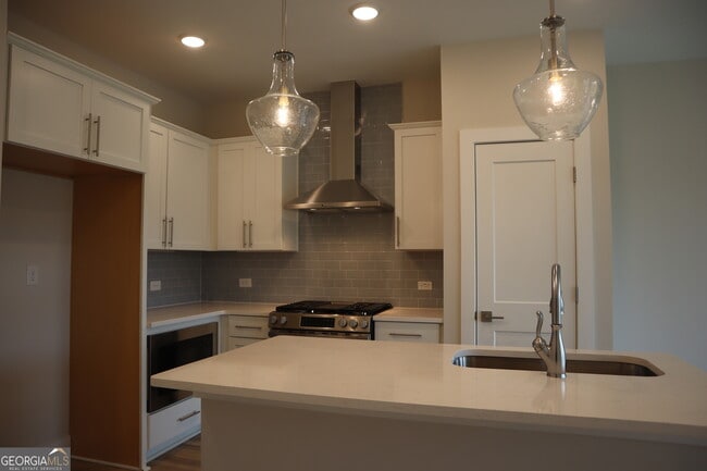 Building Photo - 692 Urban Grange Wy