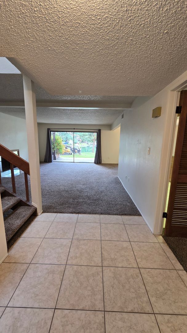 Building Photo - 4147 Pinewood Lake Dr