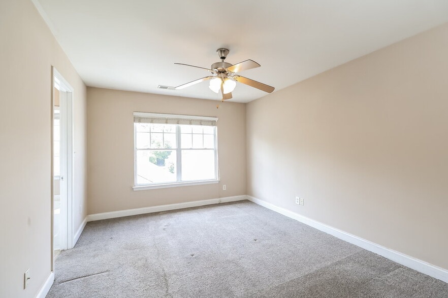 Building Photo - 13768 Aldenbrook Dr