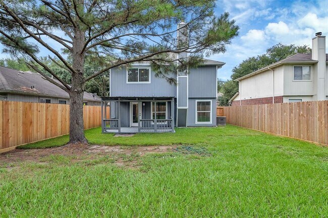 Building Photo - 12652 Pine Bush Dr