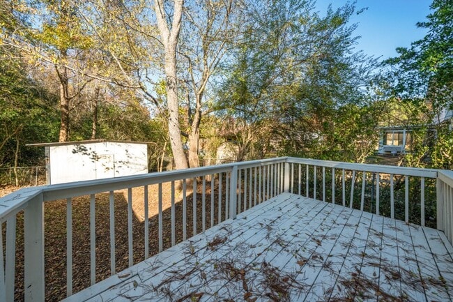 Building Photo - “You Won’t Believe the Space — Gorgeous 4BR Hueytown Home”