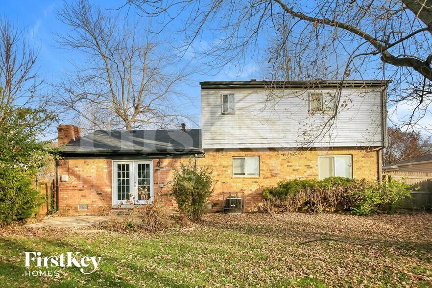 Building Photo - 11319 Wolf Ln