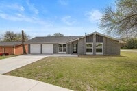 Building Photo - 2927 Norwood Hill Rd