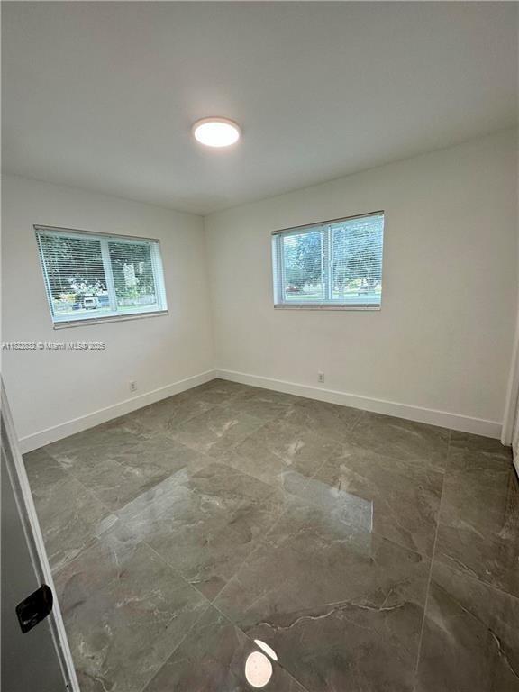Building Photo - 1400 N Park Rd