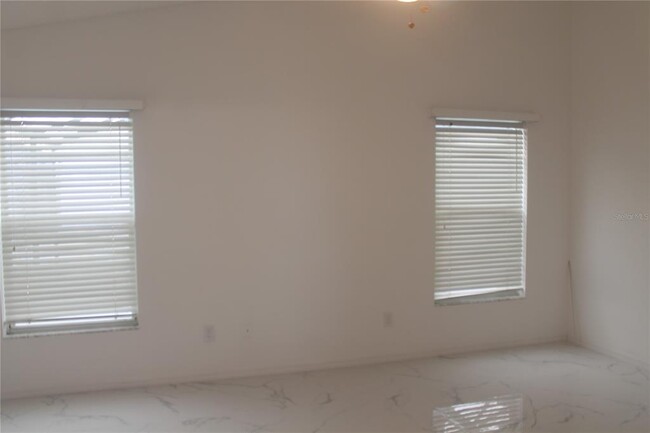 Building Photo - 462 Kassik Cir