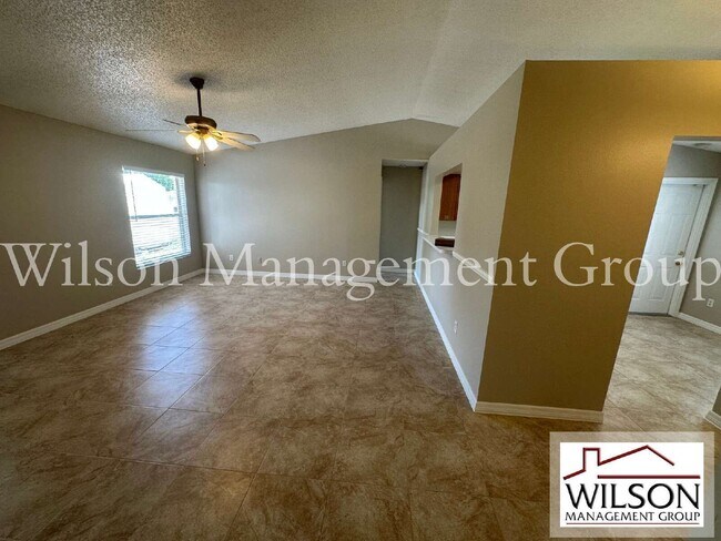 Building Photo - 660 Marlene Dr