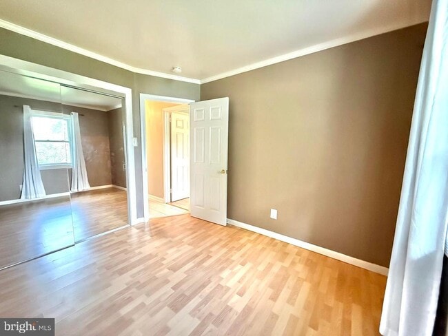 Building Photo - 5413 Ives Pl