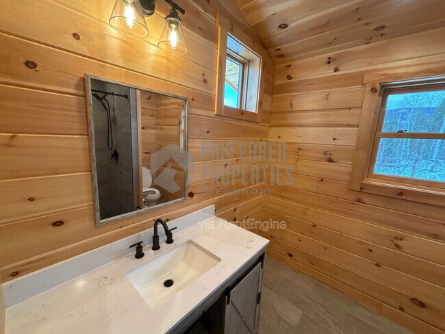 Building Photo - 33181 Wenatchi Trail