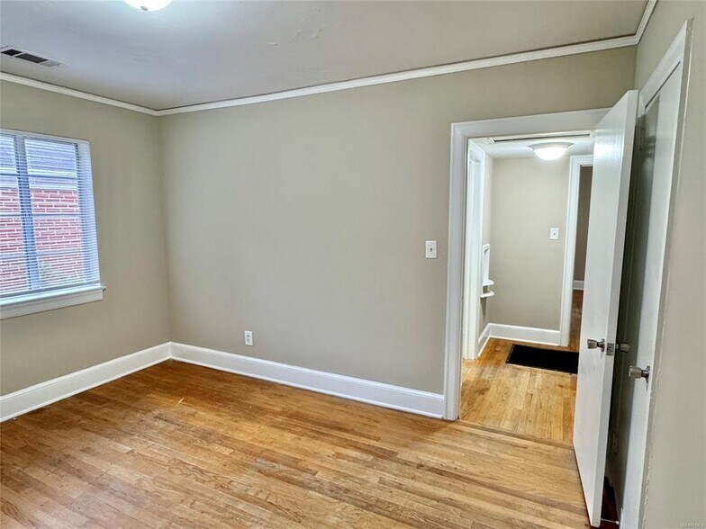 Building Photo - 108 Brantwood Dr