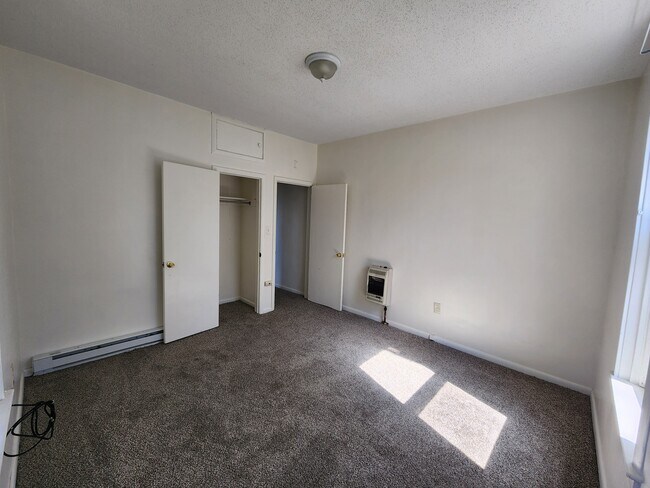 Bedroom - 201 Kelker St