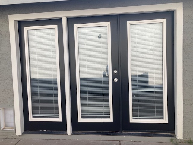 Building Photo - $2,350 Lovely Remodeled 3 Bedroom-2 bath-2...