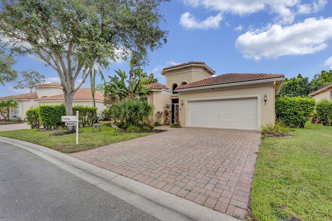 Building Photo - 8345 Pine Cay