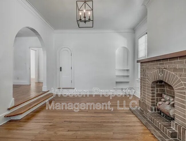 Building Photo - 1428 NW 45th St