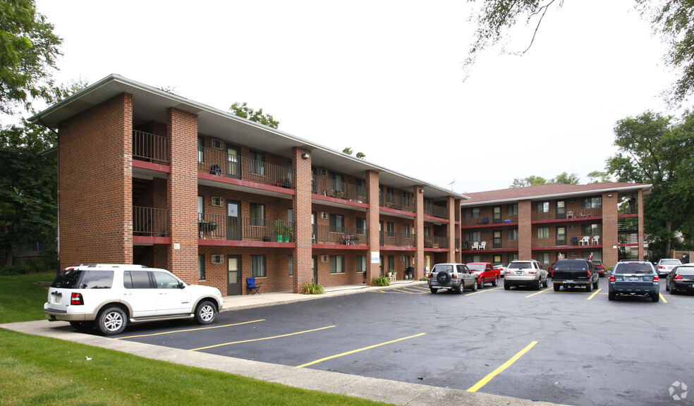 Primary Photo - Harbor View Apartments