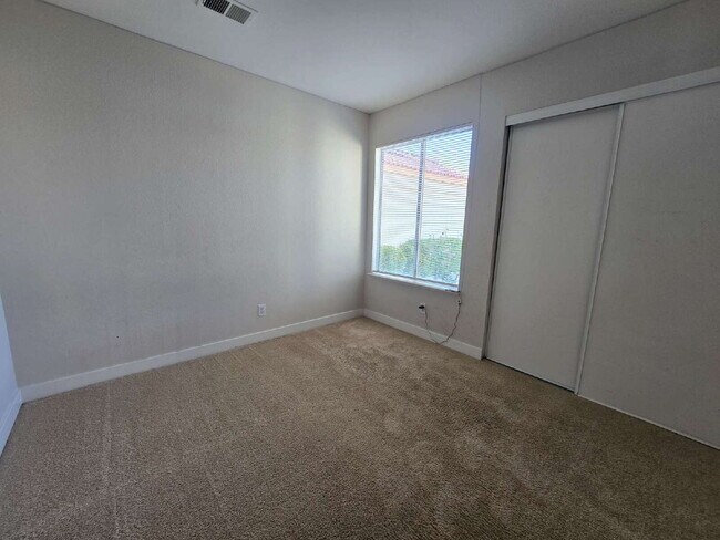 Building Photo - 6413 Sterling Springs Pkwy