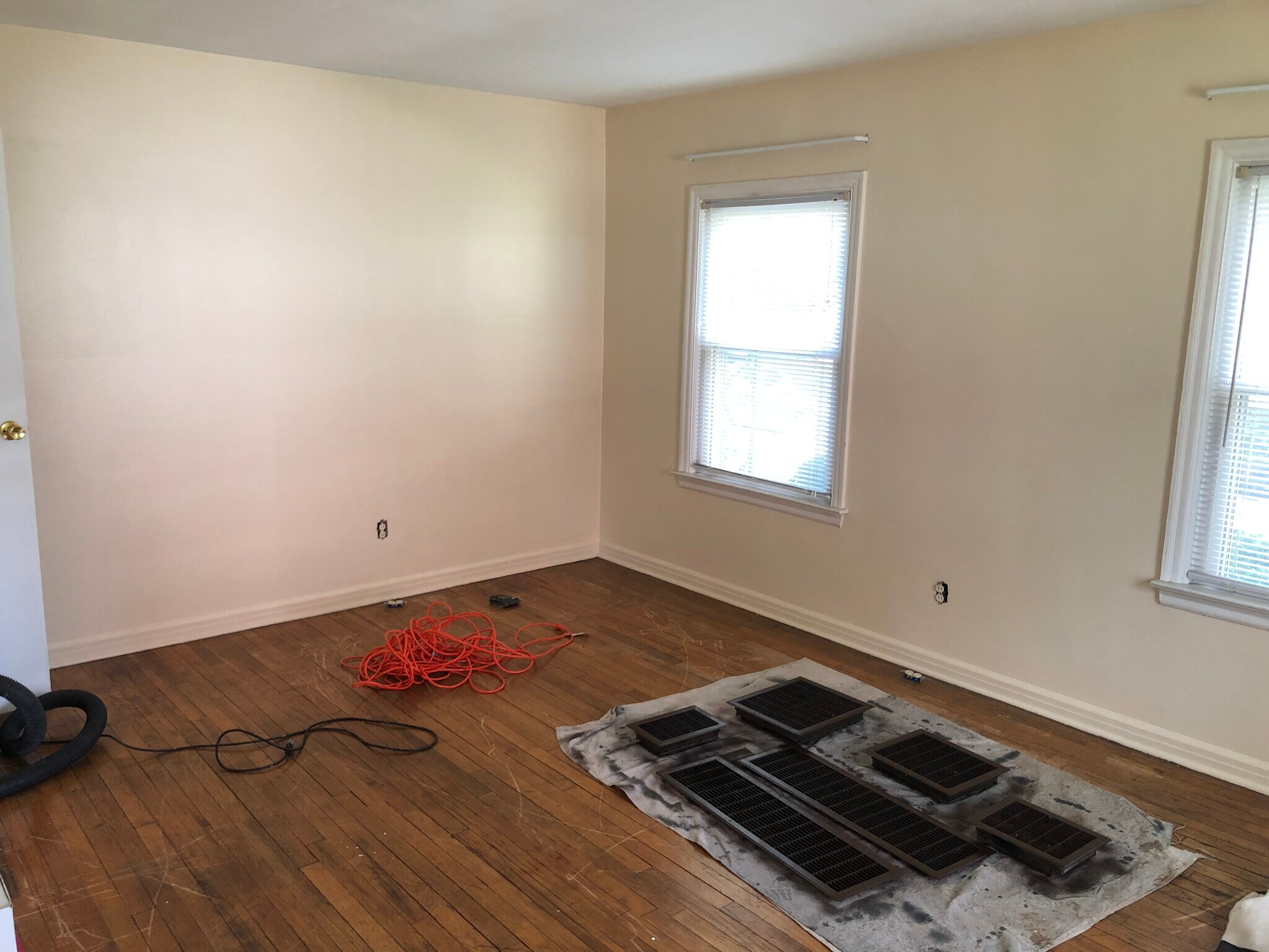 Building Photo - 2889 Bellwood Ave