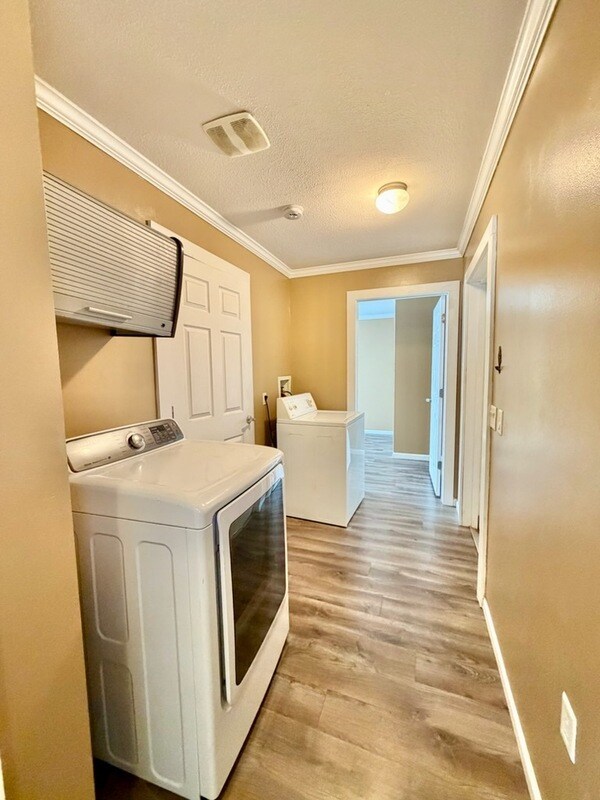 Building Photo - 155 Caswell Branch Rd