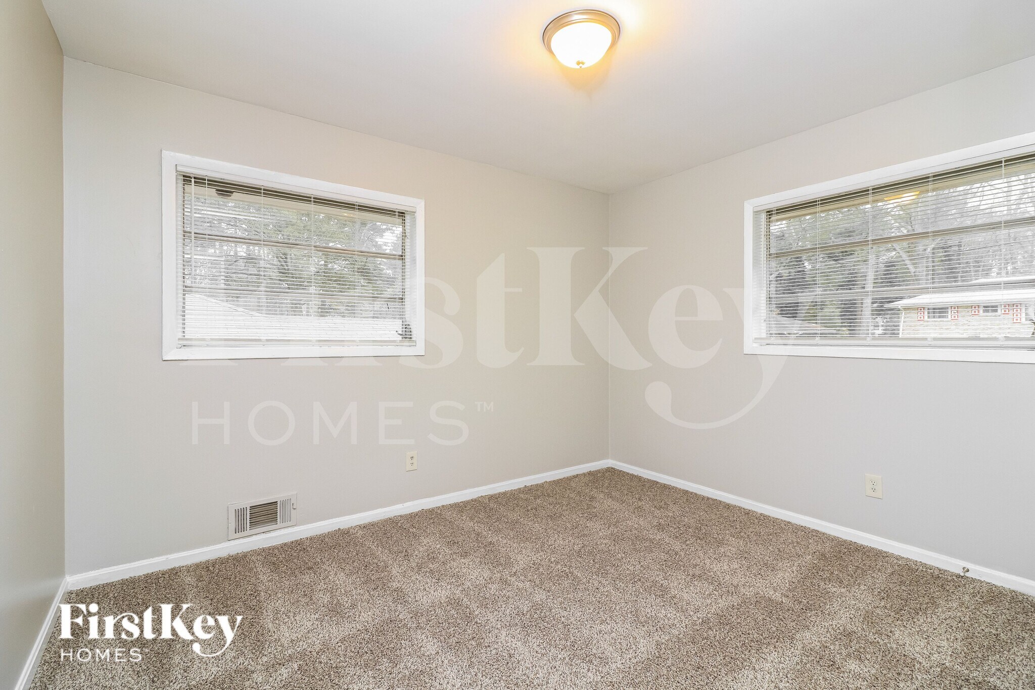 Building Photo - 2765 Cherry Laurel Ln SW