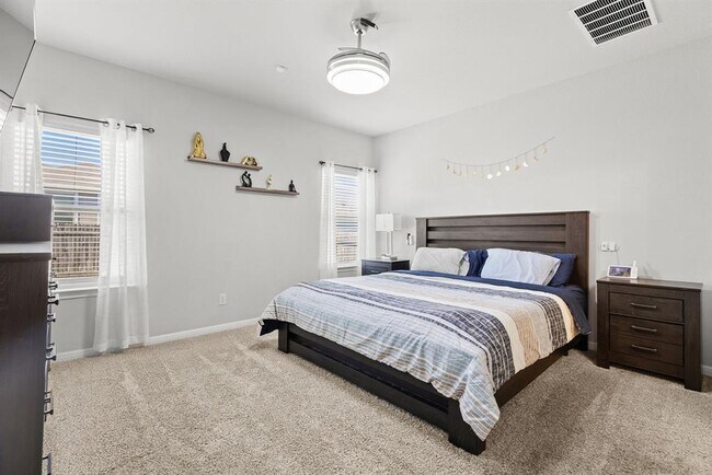 Building Photo - 241 El Dorado Rd