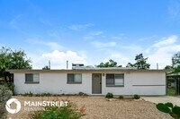 Building Photo - 3232 E Stallion Ln
