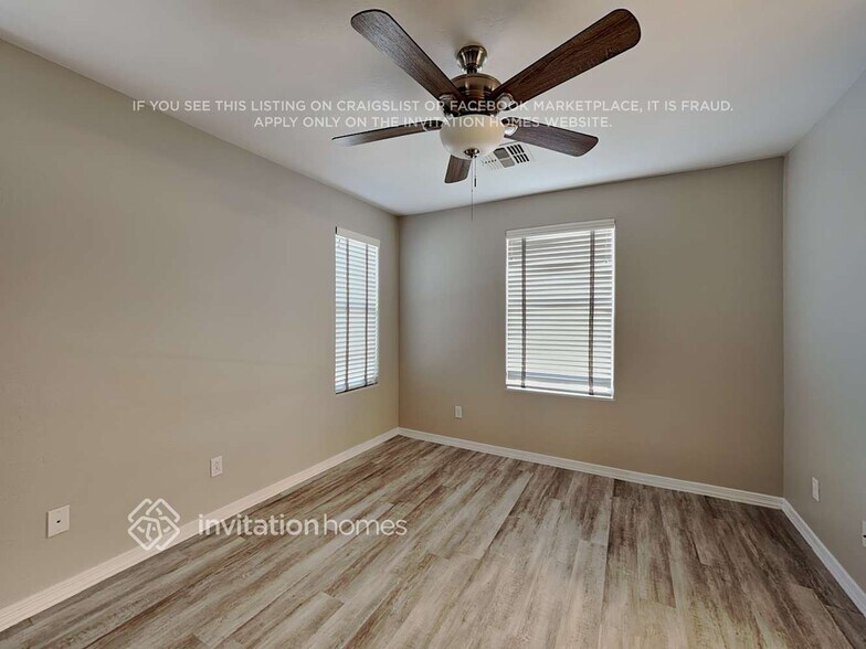 Building Photo - 26412 N 53rd Glen