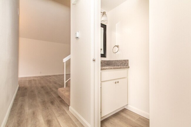 Building Photo - Spacious Two-Story 4 Bedroom/2.5 Bath Cardiff Cul-De-Sac Home Close to the Coast!