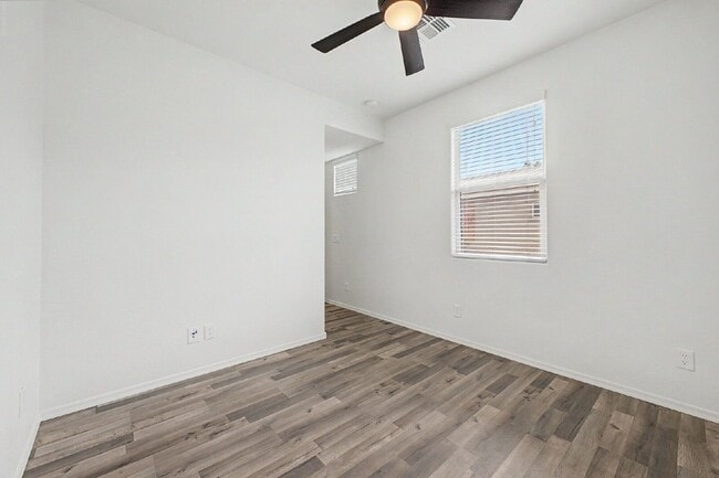 Building Photo - 2540 N 149th Ave