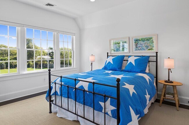 Building Photo - 34 Old Field Ln