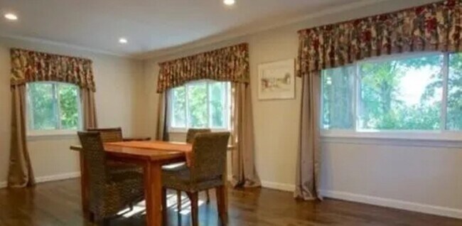 Building Photo - 6 Winter St