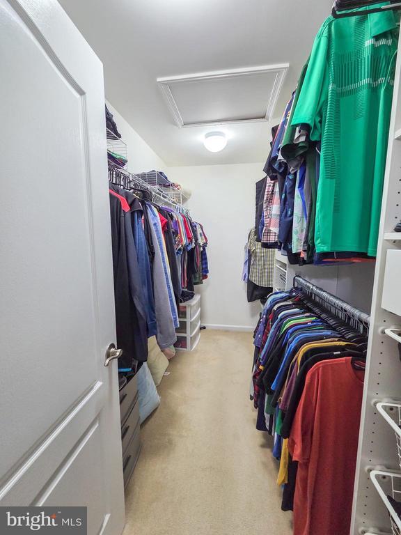 Building Photo - 2216 Highfly Terrace