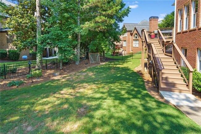 Building Photo - 455 Majestic Cove