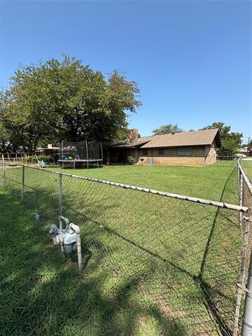 Building Photo - 105 Stiles Dr