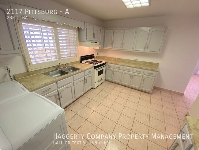 Building Photo - 2117 Pittsburg-A