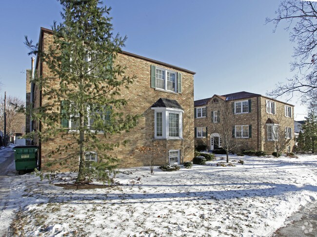 Primary Photo - 6507 7th Ave