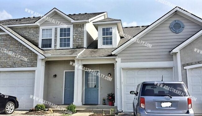 Primary Photo - Beautiful and Spacious Olathe West Townhom...