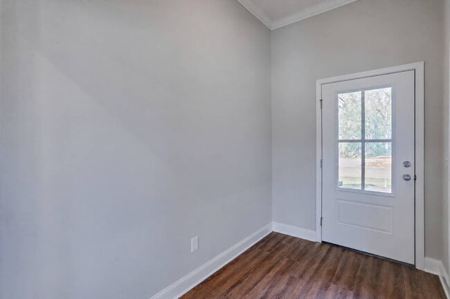 Building Photo - 577 Patrick Farms Dr