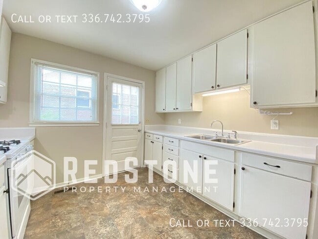 Building Photo - 330 Doggett Dr