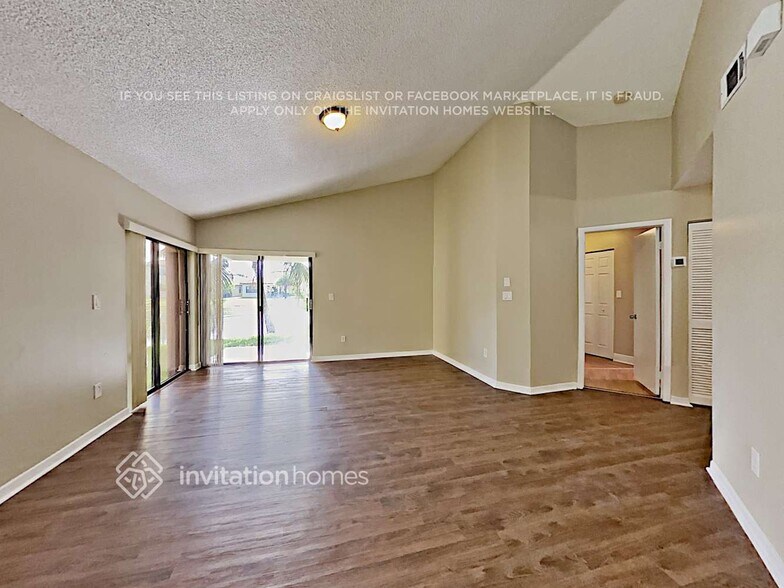 Building Photo - 260 SW 113th Terrace