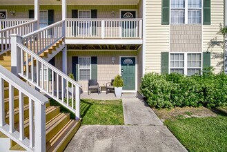 Building Photo - COMING SOON - Spacious Updated Condo in Gr...