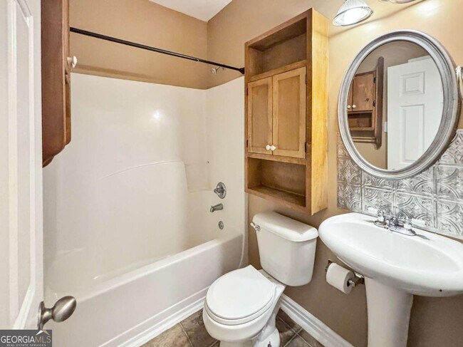 Building Photo - 239 Gallery Ct