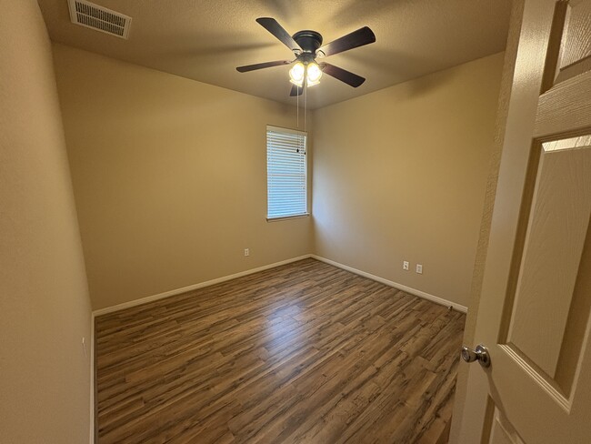Building Photo - 1180 Arbor Knot Dr