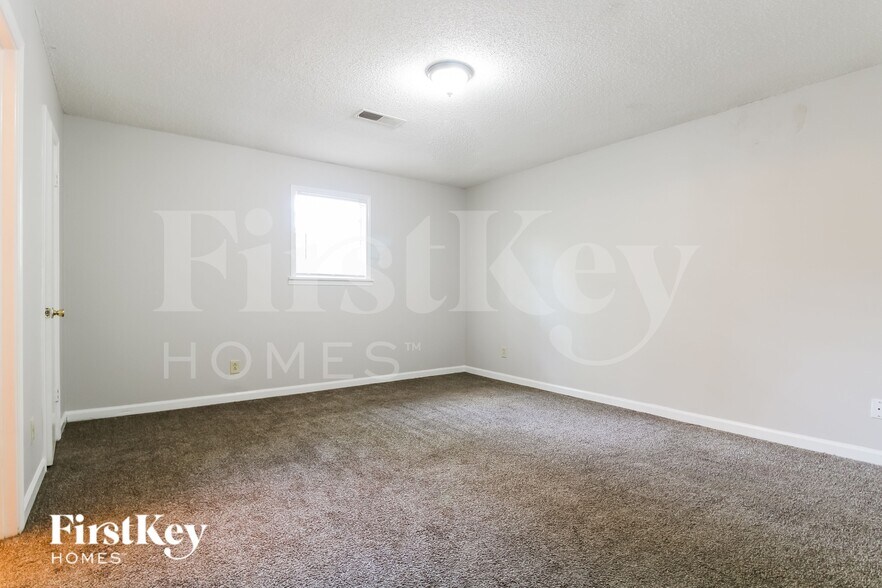 Building Photo - 5311 Virgil Rd