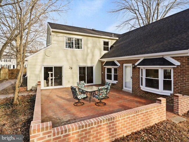 Building Photo - 5512 Dunsmore Rd
