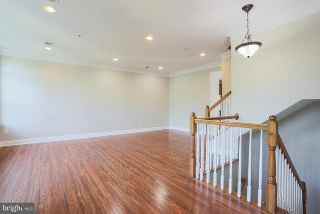 Building Photo - 13538 Waterford Hills Blvd